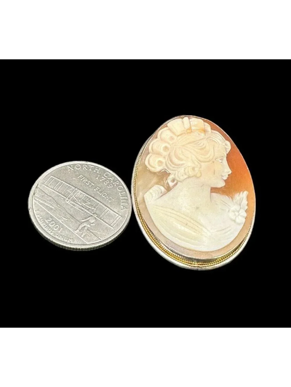 Vintage 900 Silver Cameo Brooch Pendant Carved Shell Pretty Woman Fine Jewelry